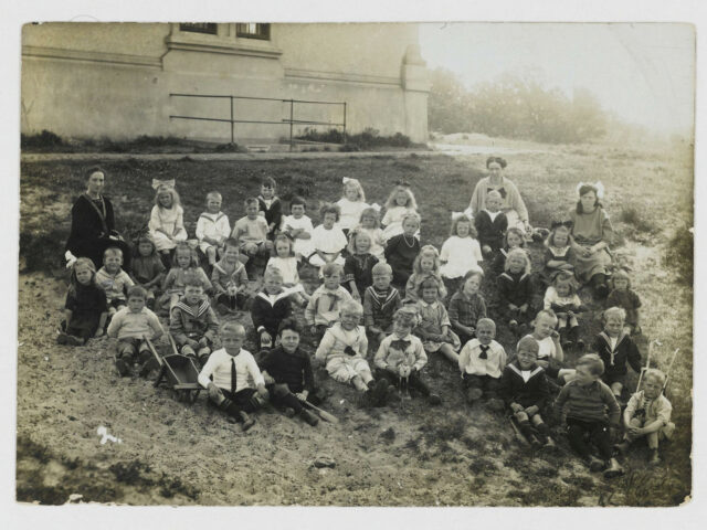1923 Schoolreisje naar de watertoren